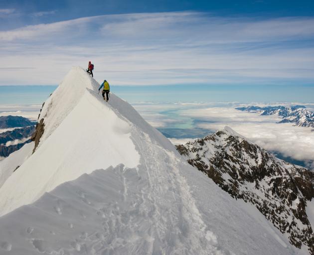 The Highest New Zealand Rescue: Aoraki / Mt. Cook Climber’s Saving Effort