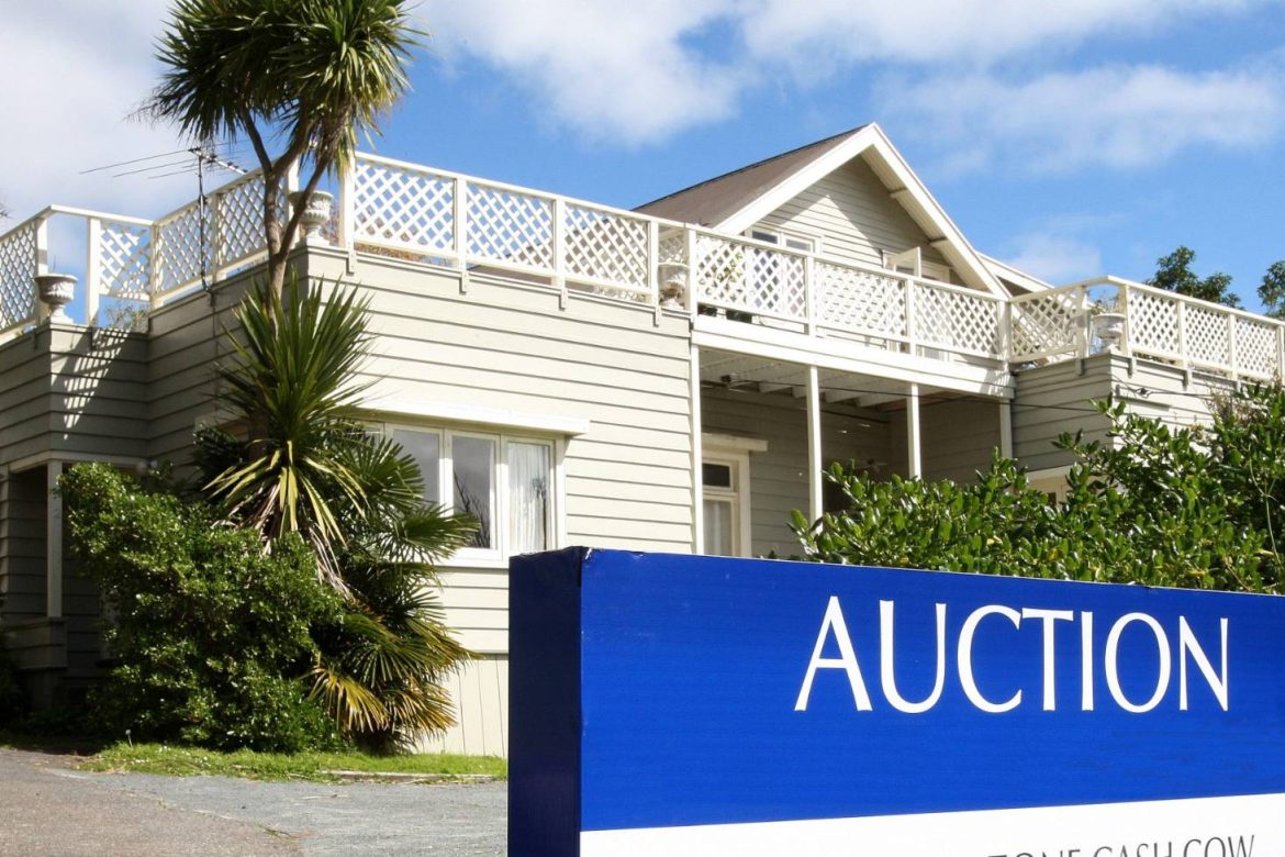 Successful Property Auctions Down by 18 Percent at the Top Major Agency in Auckland