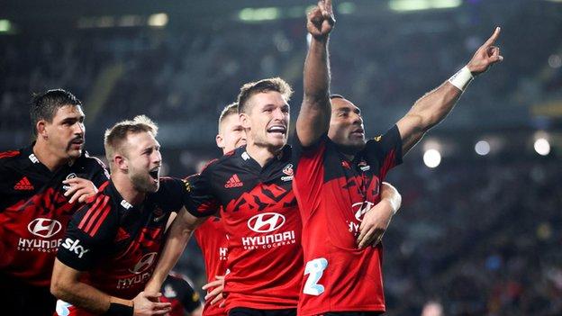 Crusaders Crushes Blues with a Statement Win in the Super Rugby Pacific Finals